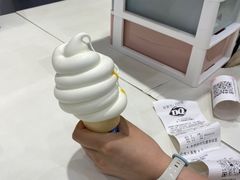 -DQ·蛋糕·冰淇淋(湖景东路店)