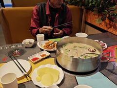 -四季喧黔味豆米火锅(万达广场店)