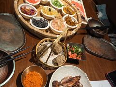 -包整·丝娃娃(一览甲秀楼风景店)