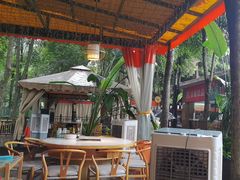 -二荆条·蜀鲜汇城市森林火锅