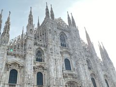 -文艺复兴百货(米兰大教堂广场店)