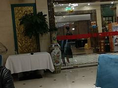 -白玉兰酒店(上海田子坊马当路地铁站店)