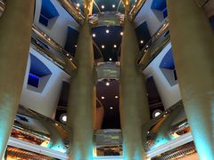 -迪拜帆船酒店海底餐厅