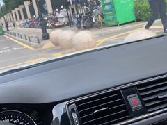 -一嗨租车(凤凰机场店)