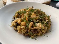 虾仁和烤香菇烩饭配欧芹-Mercato莫卡多露台餐厅与酒吧(K11店)