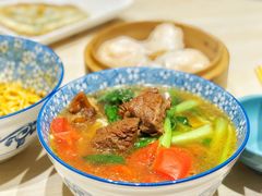 牛腩面-黄金粥港式·早晚茶(海阳路店)