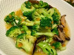 蟹肉香菇西兰花-金椰壳· 大厨新加坡菜(壹方城店)