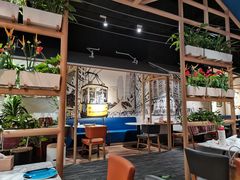 -渝信川菜 · 川味家常菜(财富购物中心店)
