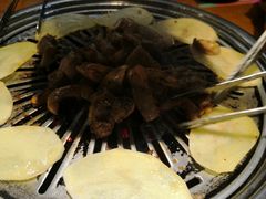 -老炉家木炭烤肉(长江国际店)