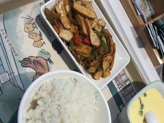 -老乡鸡(上海品尊国际中心店)