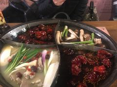 -白乐天毛肚火锅馆(南滨路店)