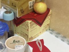 -85度C(生甜甜圈研究工坊·上海松江人民北路店)