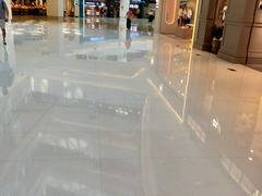 -五缘湾悦都汇购物中心