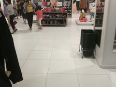 -优衣库(南京建邺万达广场店)