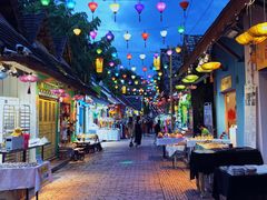 -东南亚风情赶摆街夜市