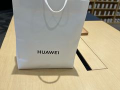 -华为授权体验店(中山公园来福士)