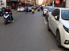 -金陵一哥龙虾馆(三牌楼总店)