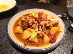 沙湾大盘鸡-丝路金桃·新疆菜(徐汇店)