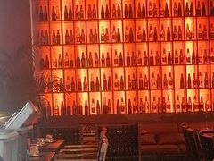 -何师烧烤Pro ·江湖川菜·小龙虾·精酿(太古里旗舰店)