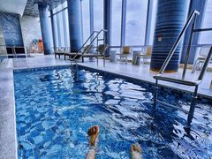 -成都华尔道夫酒店游泳池