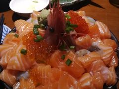 三文鱼火山丼-魔丼屋(日月光店)