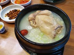 -长寿参鸡汤(朝韩风情街店)