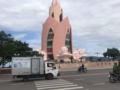 -芽庄中心购物广场