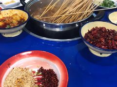 -马路边边串串香(涑河南街店)