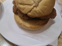 -滋味满屋美食坊(上海街店)