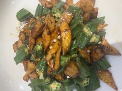 -那家老院子东北菜·饺子·小鸡炖蘑菇(艳华街店)