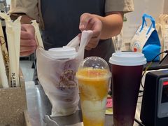 -喜茶(上海淮海中路渔阳里店)