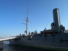 -阿芙乐尔号巡洋舰