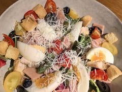 老教堂色拉-JINNS锦时 steak&pizza(浸信会礼拜堂旧址店)