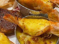 -金马门国际美食百汇(珞喻路店)