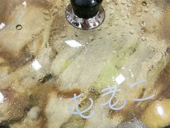 -屯老二农家铁锅炖·行业领军者(梅江店)
