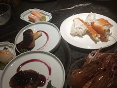 -半岛翡丽海鲜自助餐厅(观风亭店)