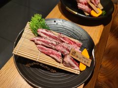 黑牛肋条肉-黑牛の店·和牛烧肉(大悦城店)