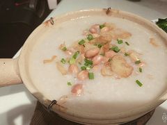 荔湾艇仔粥-新大咀港式茶餐厅(宝山万达店)