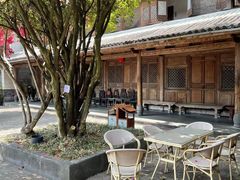 -比顿咖啡(和顺古镇店)