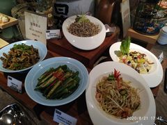 -红林大酒店RFcafe自助餐厅