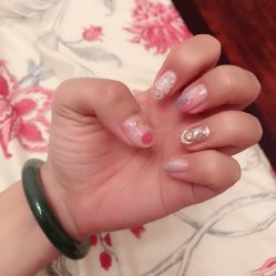 -DAZZLING BEAUTY美甲•美睫专门店