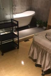-PE SALON