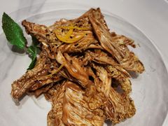 -皇城根·鲁菜济南菜·吊炉烤鸭·炒鸡鱼头(济南旗舰店)
