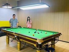 -涨巢·潮玩水疗局