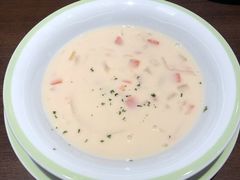 奶油海鲜汤-萨莉亚意式餐厅(杭州滨江天街店)