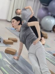 -爱尔乐美孕产瑜伽·普拉提