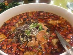 -东镇老火锅(长春路首店)