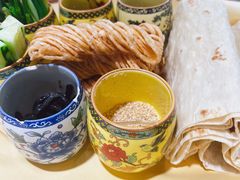 烙馍卷馓子-十二道丰味·徐州土菜·烧烤(何山路店)