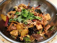 -拿渡麻辣香锅(世茂广场·工三店)