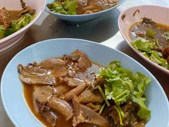 -Kha Mu Charoensang(Silom)